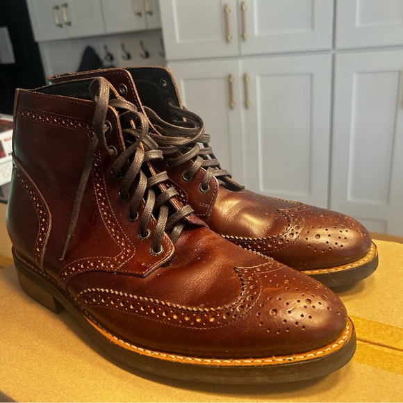 Thursday Everyday Leather Shoes - Picture 1 of 5